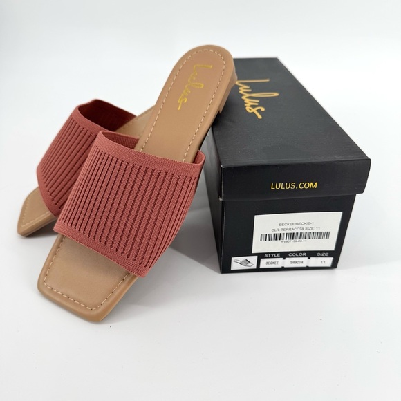 Lulu’s Ribbed Knit Square Toe Slide Sandals Size 11 Woman - Picture 4 of 7